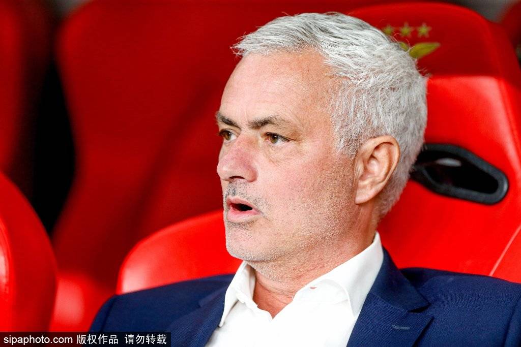 摩纳哥新帅费利佩·路易斯正式上任：从南美最佳教练到法甲新篇章的启航